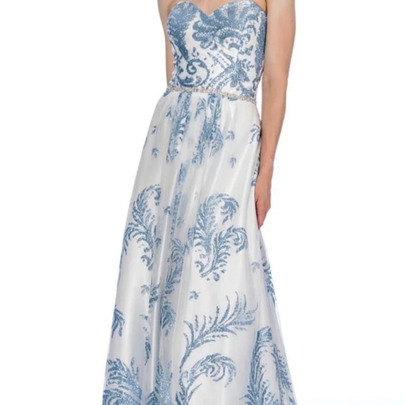 Prom dress NEW